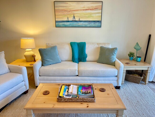 Foto del edificio - 740 White Pine Tree Rd