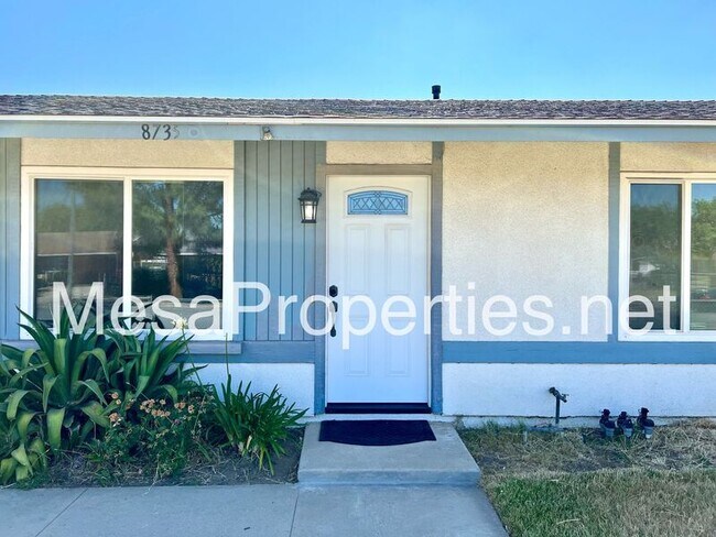 Building Photo - 8735 Ramona Ave