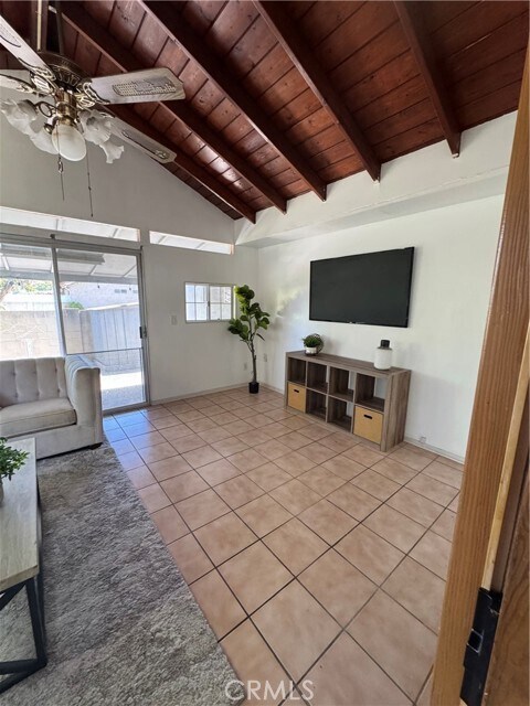 Foto del edificio - 17252 Apel Ln