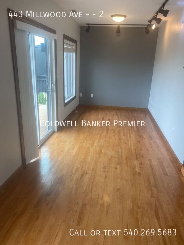 Foto del edificio - 443 Millwood Ave