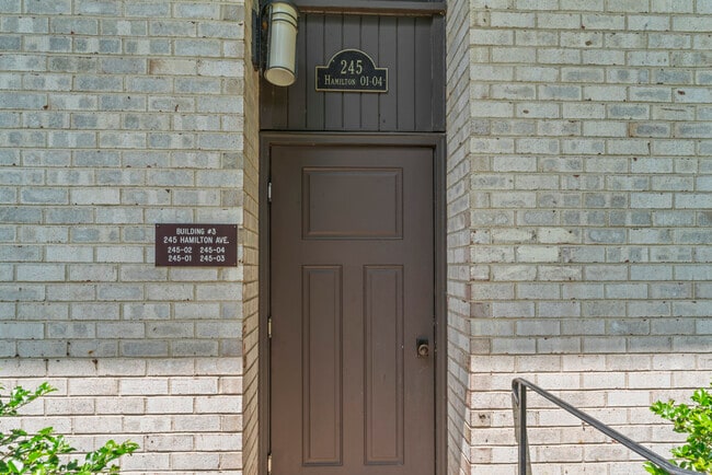 Building Photo - 245 Hamilton Ave