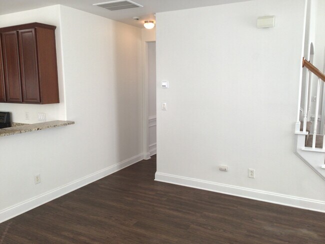 Building Photo - 10502 Carver Falls Road
