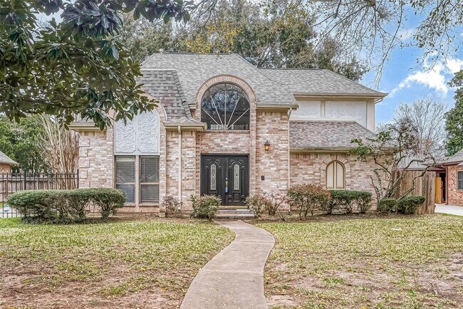 Building Photo - 1015 Sugar Lakes Dr