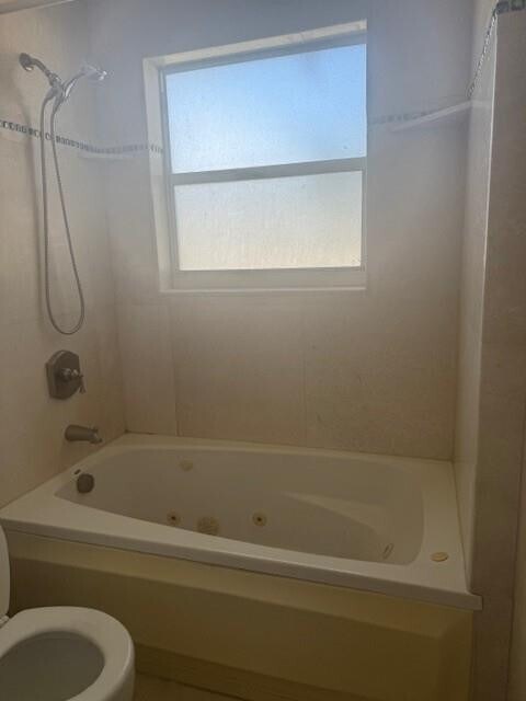 Foto del edificio - 1911 NE 8th Ct