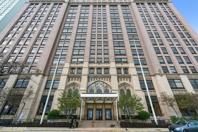 Foto principal - 675 N McClurg Ct