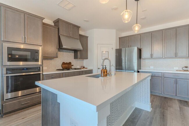 Foto del edificio - 6504 Velvet Leaf Ln