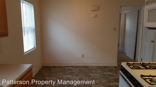 Building Photo - 211 E Ashley St