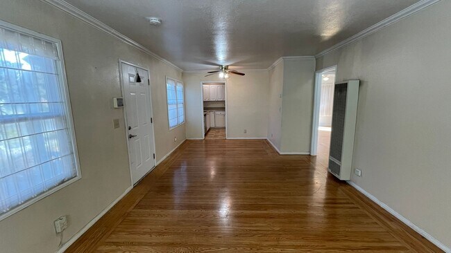 Foto del edificio - Charming 2 bedroom 1 bathroom home in Concord