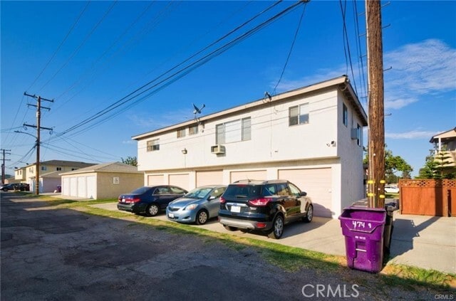 Building Photo - 4747 Clark Ave