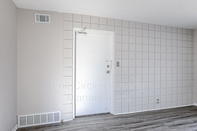Foto del edificio - 349 S 26th St