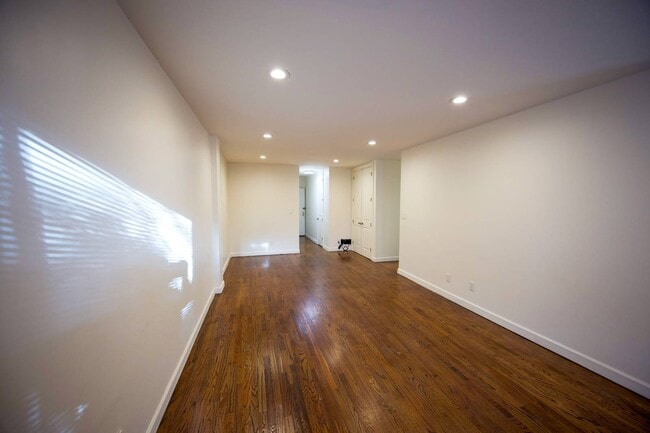 Foto del edificio - 2 Spruce St