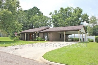 Building Photo - 59 Andrews Dr
