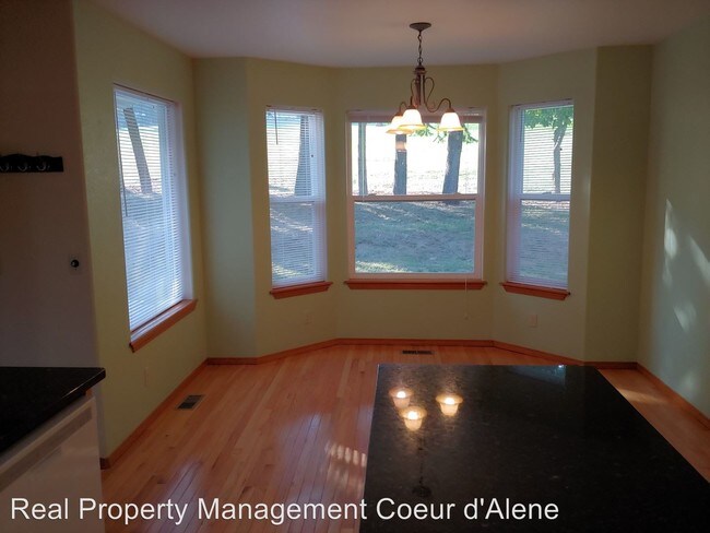 Building Photo - 3 br, 2 bath House - 11889 Avondale Loop