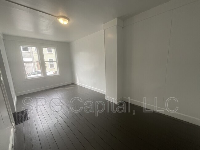 Foto del edificio - 139 Cedar St
