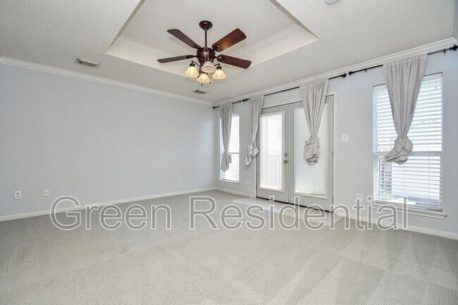 Building Photo - 6502 Calder St