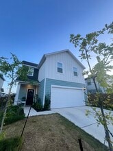 Building Photo - 2905 St Regis Dr