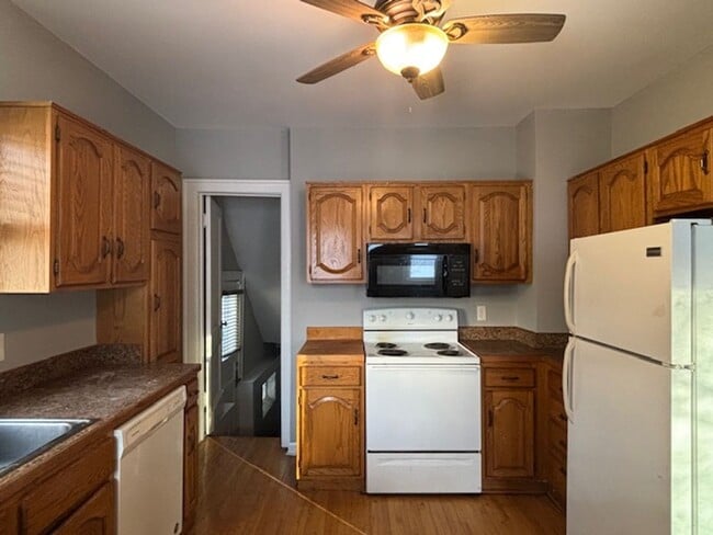 Building Photo - Super Cute 4BR/1 BA Single-Family Home in a Great St. Paul Neighborhood!