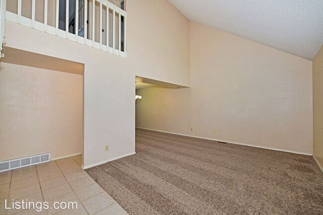 Building Photo - 3 br, 2 bath House - 3705 Brisbane Dr