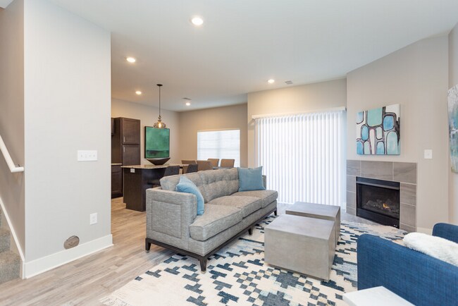 Foto del edificio - The Warbler | Three Bedroom Townhome