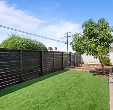 Building Photo - 6414 Cleo St