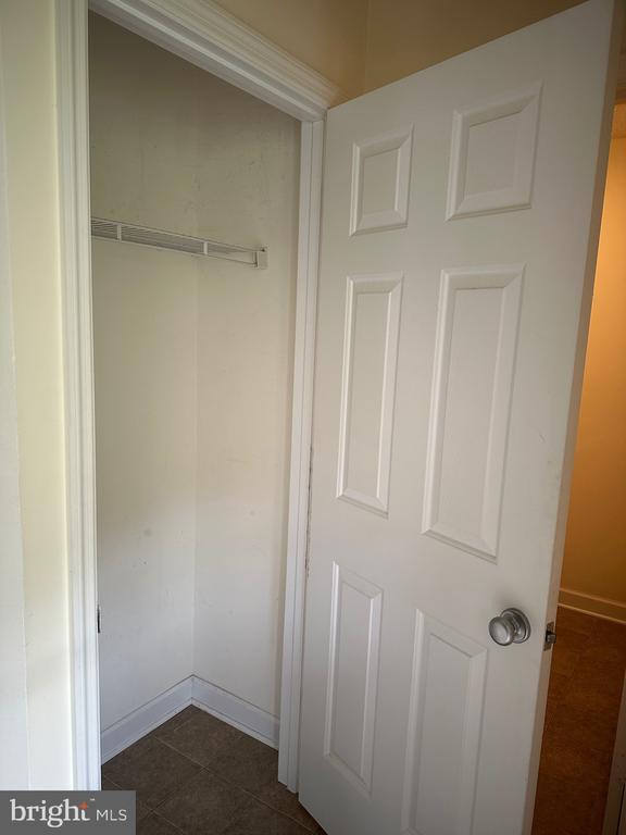 Building Photo - 234 Southridge Dr