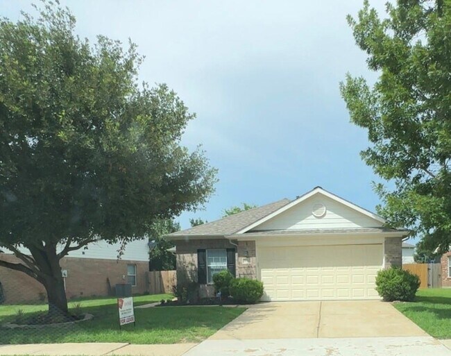 Foto del edificio - 20814 Sandy Bay Ln
