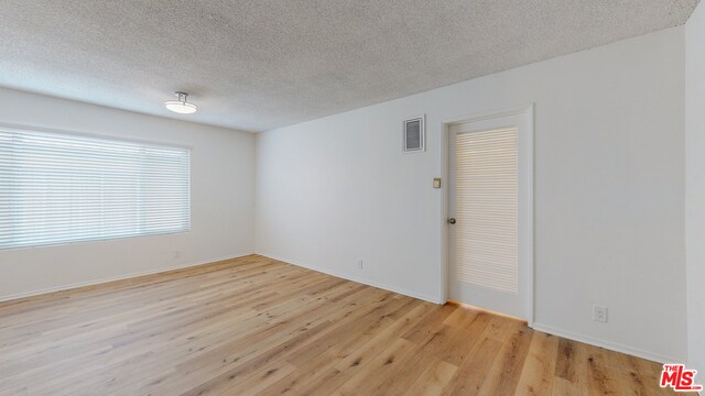Foto del edificio - 1827 Manning Ave