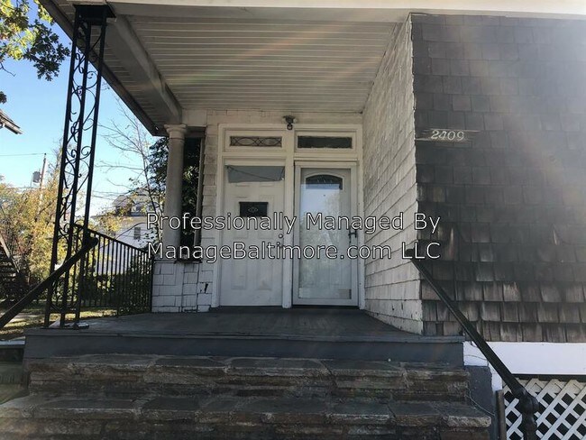Building Photo - 2409 Elsinore Ave