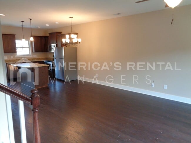 Building Photo - 4387 Ridgemont Cir