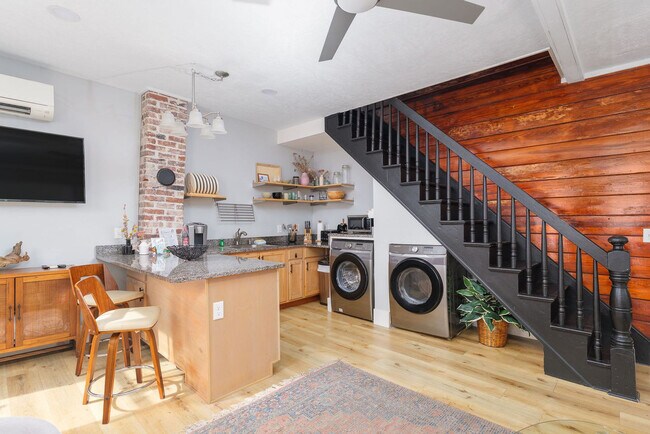 Building Photo - 59 Cuna St