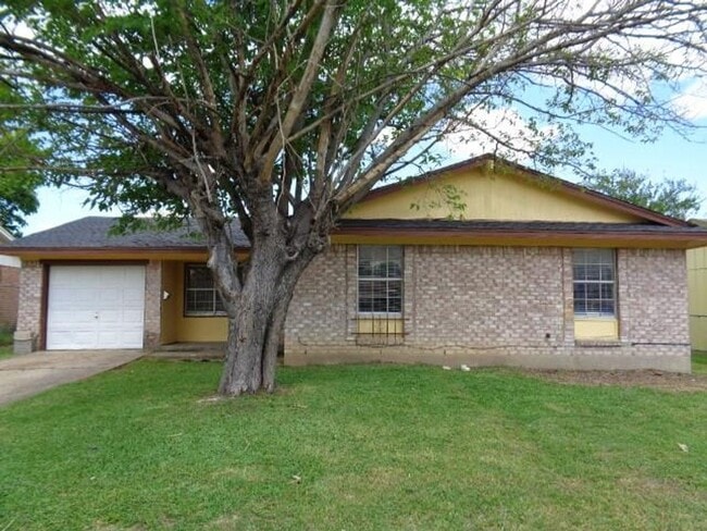 4 Bedrooms, 2 Full Baths Near I-45 & I-20 - 4 Bedrooms, 2 Full Baths Near I-45 & I-20 House