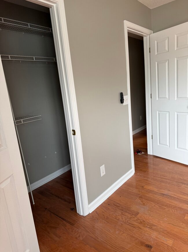 Foto del edificio - 244 Edinfield Ct