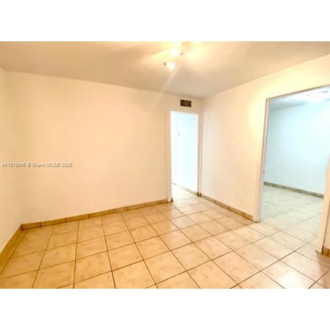 Foto del edificio - 4307 SW 9th St