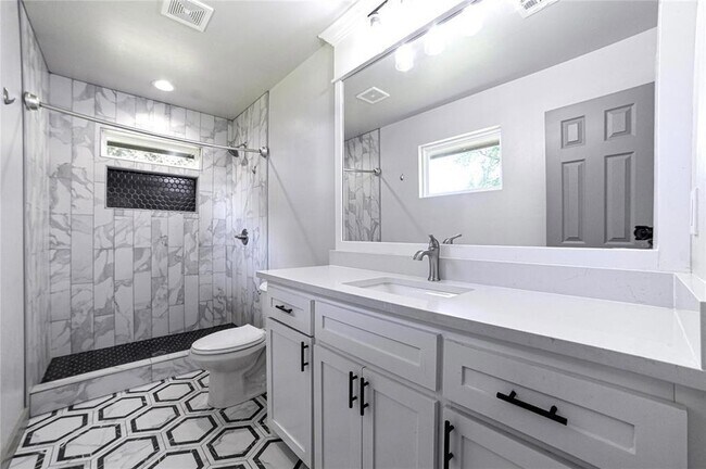 Foto del edificio - 1717 Breckenridge Dr