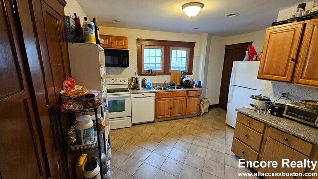 Foto del edificio - 46 Kirkwood Rd