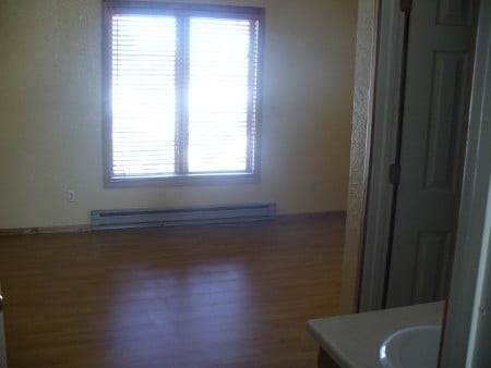Building Photo - 4335 E Crow Dr