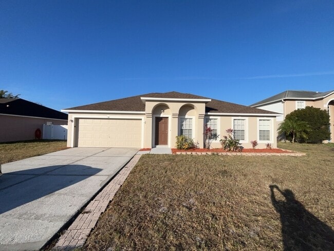 Building Photo - 841 Sun Ridge Village Dr