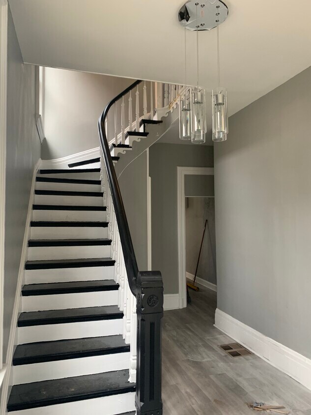 Foto del edificio - 1812 Kinney Ave