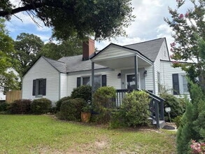 Building Photo - 2615 S Memorial Dr