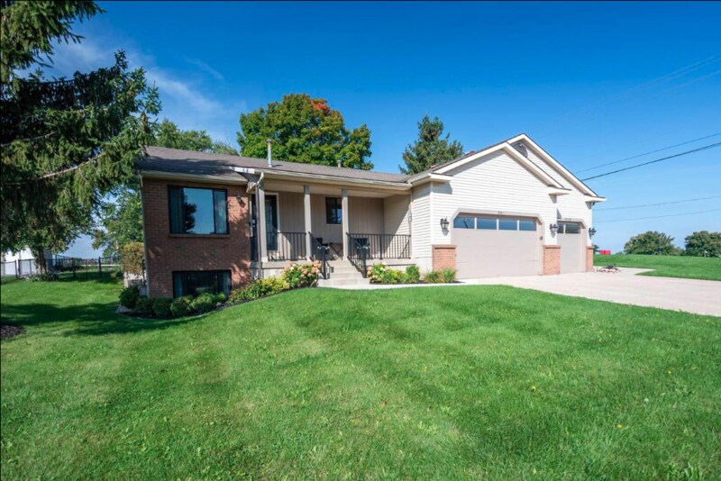 8411 Woodruff Dr SW, Byron Center, MI 49315 Condo for Rent in Byron