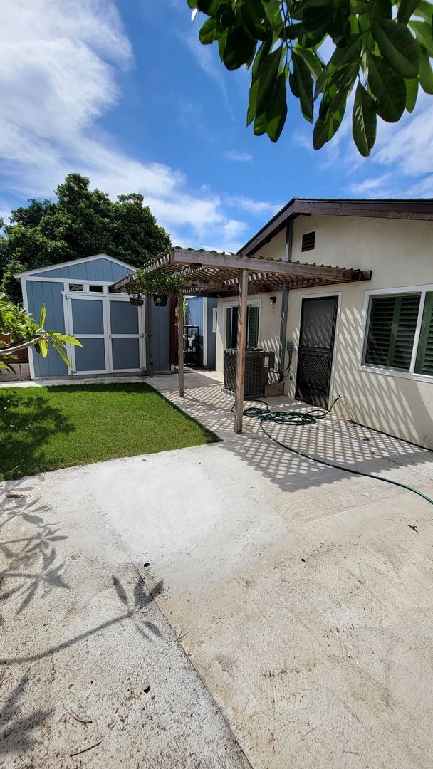Building Photo - Encinitas - 4Bed/2 Bath - Close to schools...