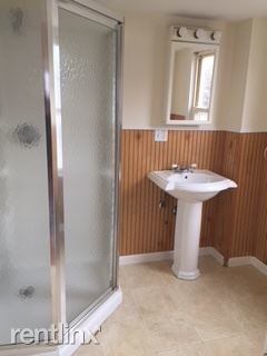 Building Photo - 53 School St