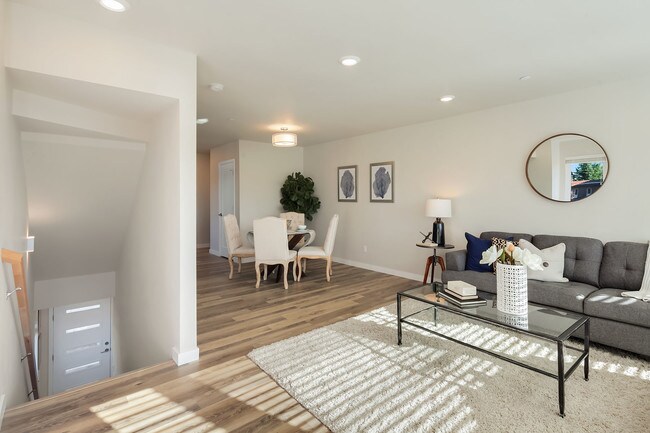 Photo - 1822 SW 96th Ln Townhome