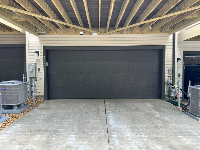 Building Photo - 341 Alluvium Dr