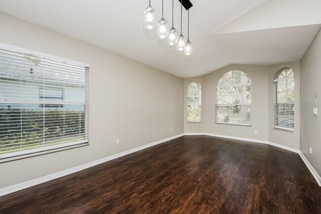 Building Photo - 1820 Greenbrook Ct