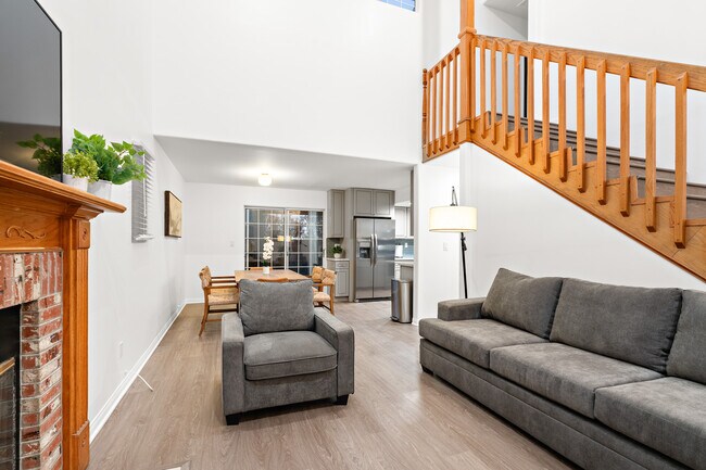 Foto del edificio - 15229 Freeman Ave