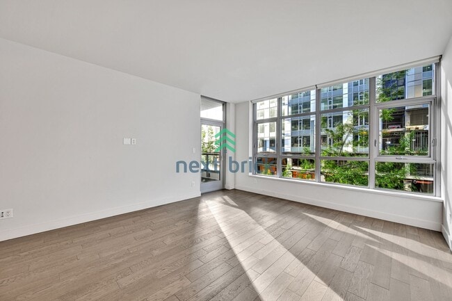 Building Photo - A beautiful 1 bedrooms and 1 bathrooms house