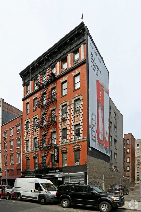 Primary Photo - 156 Sullivan St