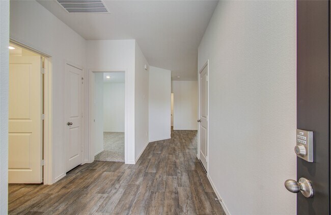 Foto del edificio - 3803 Zoeys Wy