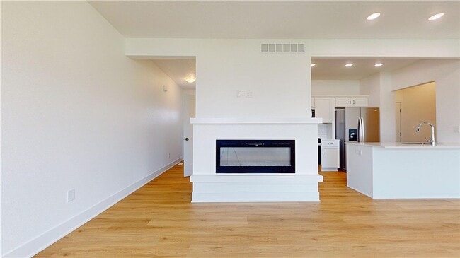 Foto del edificio - 720 SE Booth Ave